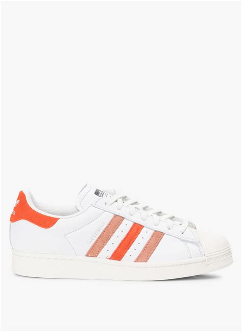 witte leren adidas sneakers|white Adidas sneakers.